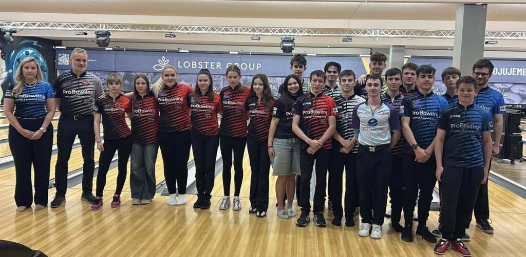 Skupinové foto hráčů ProBowling - MČR juniorů 2026