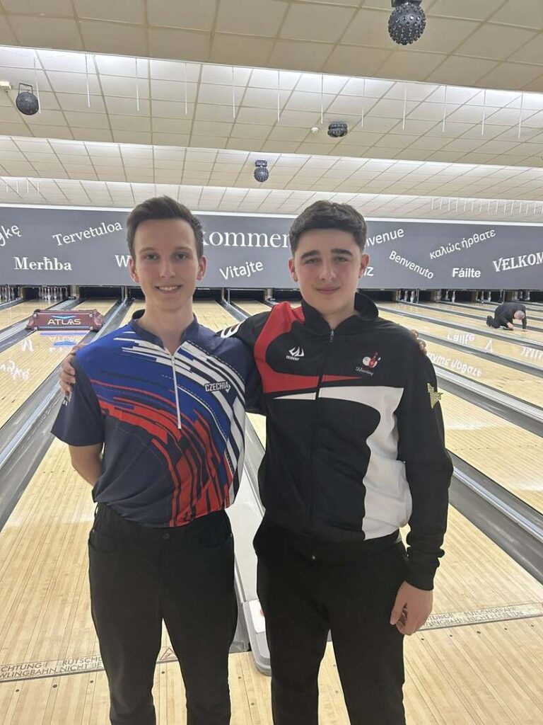 Jaroslav Zapletal s hráčem z Malty - ME juniorů 2026 Berlín